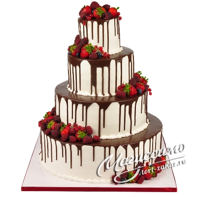 Торт с Каплями шоколада и ягодами