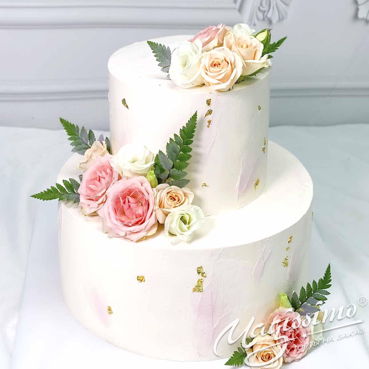 Торт свадебный в пастельных тонах