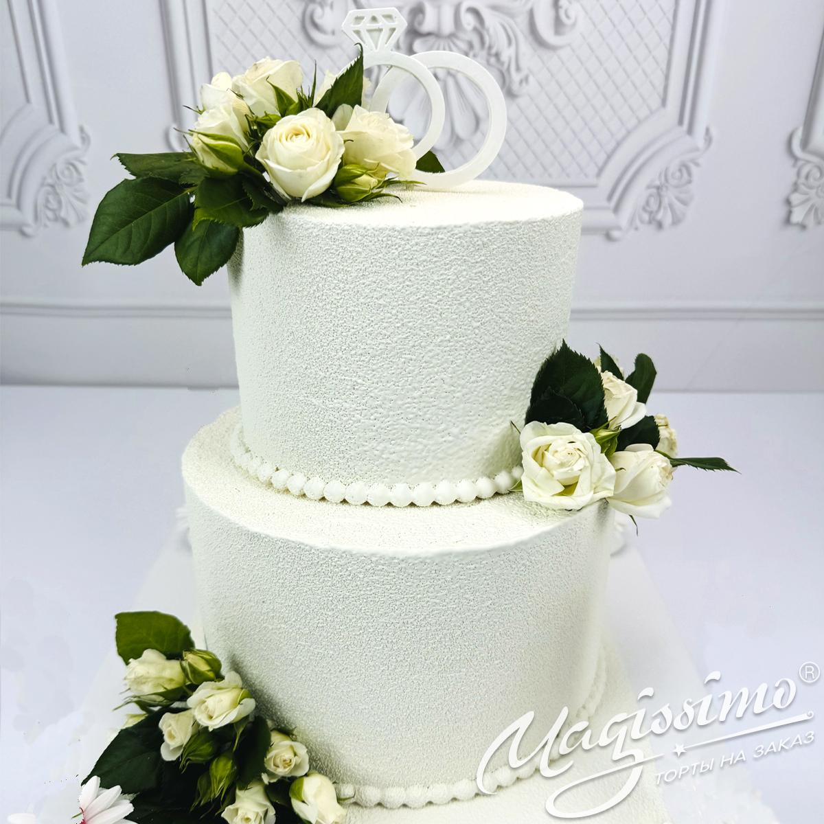 торт свадебный С КОЛЬЦАМИ белый велюр фото